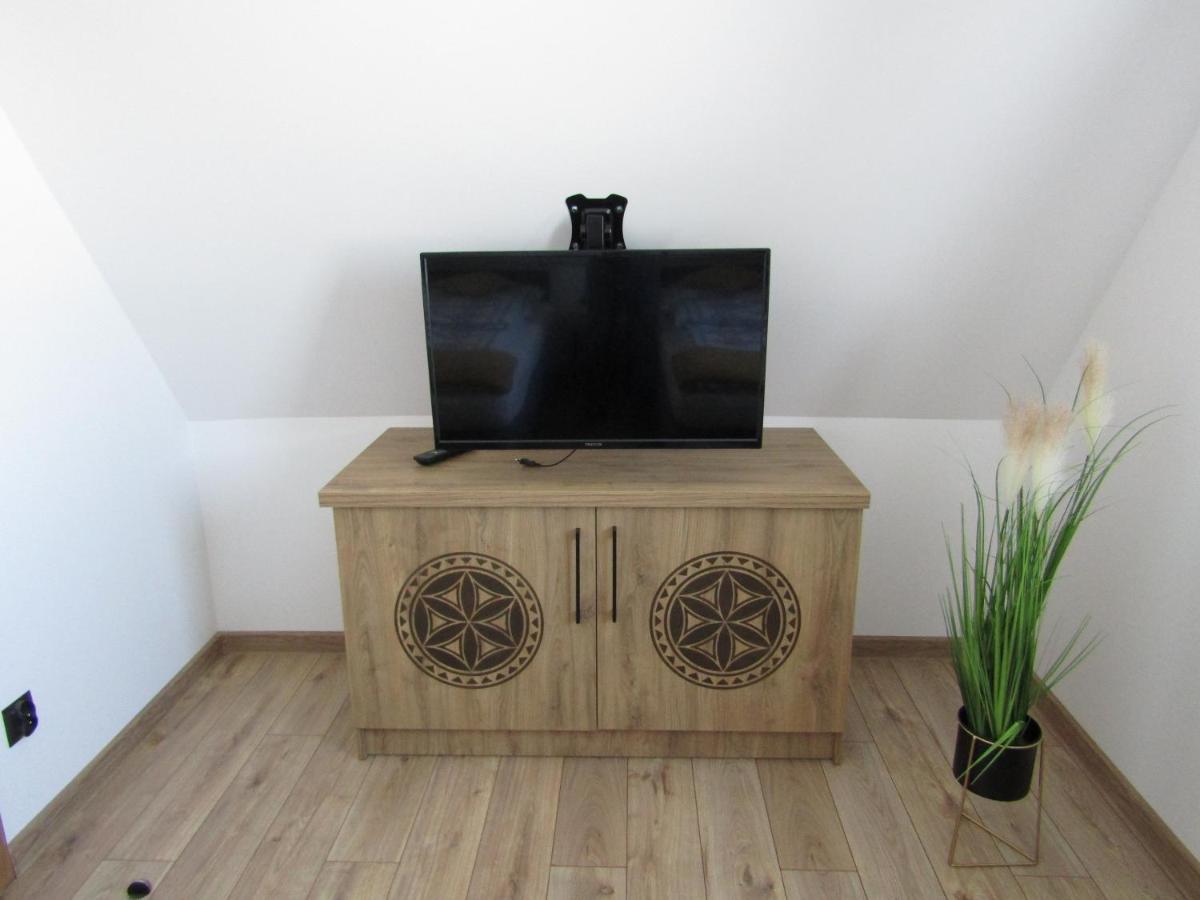 & Chalet