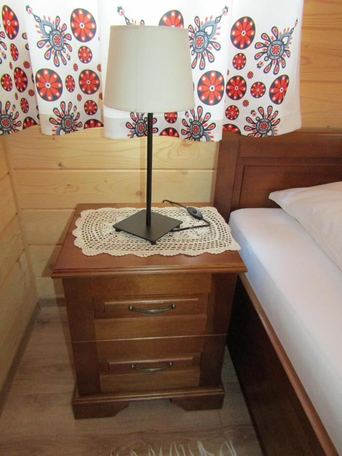 Chalet & *